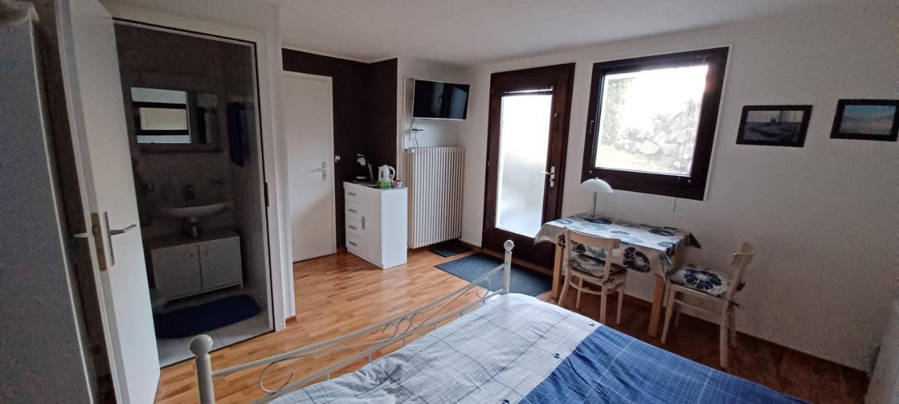 Bnb Chez Fanfan Morges Exterior photo